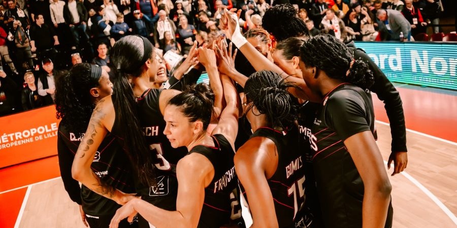 Flammes Carolo Basket Ardennes Club officiel FCBA Les Flammes Charleville Mézières